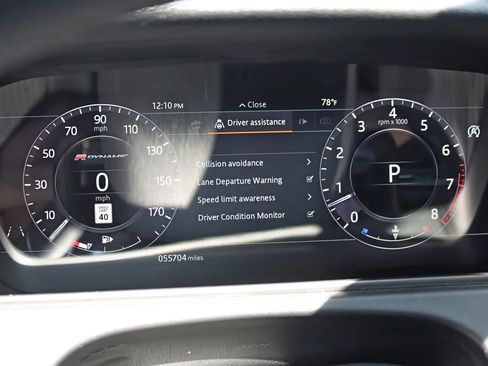 Used 2018 Land Rover Range Rover Velar R-Dynamic SE image 18