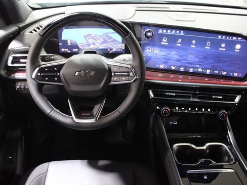 New 2026 Chevrolet Traverse Z71 w/ Enhanced Driving Package AWD/4WD image 30