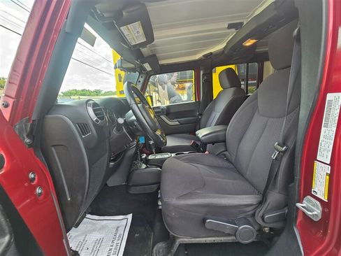 Used 2013 Jeep Wrangler Unlimited Sport AWD/4WD image 11