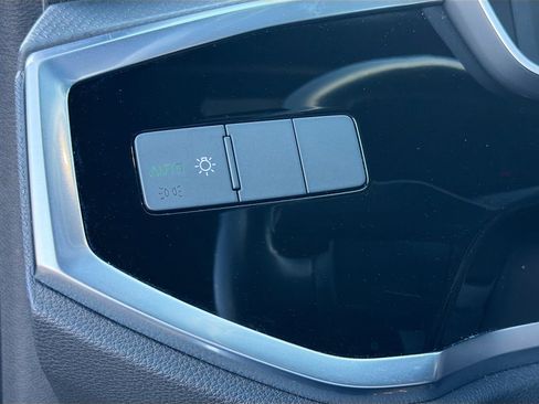 Used 2021 Audi Q3 2.0T Premium w/ Convenience Package image 33