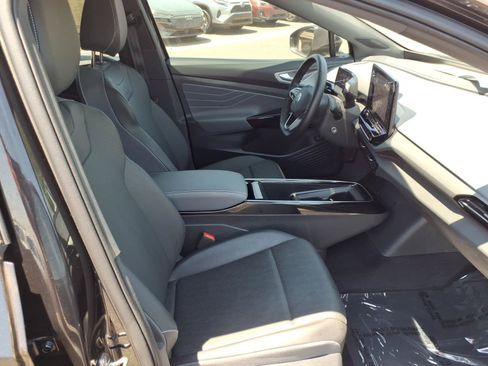 Certified 2023 Volkswagen ID.4 Pro S Plus AWD/4WD image 11