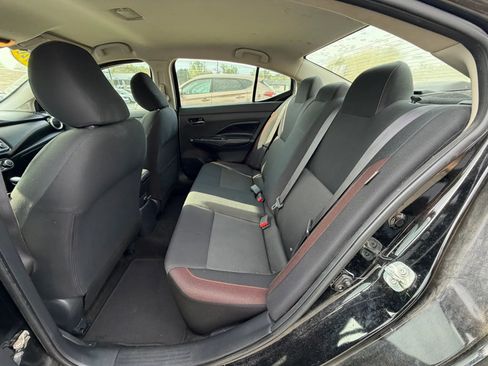 Used 2020 Nissan Versa SR FWD image 11