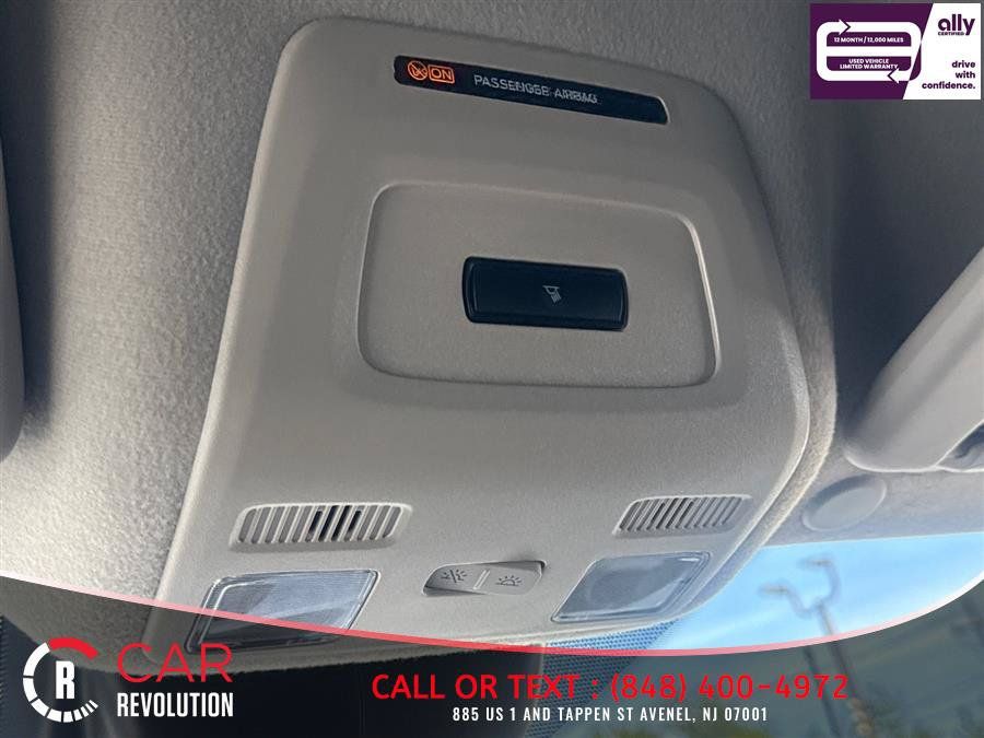 Used 2025 Ford Transit 250 148 High Roof RWD image 19