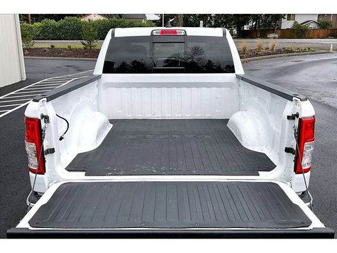 Used 2020 RAM 1500 Big Horn image 34