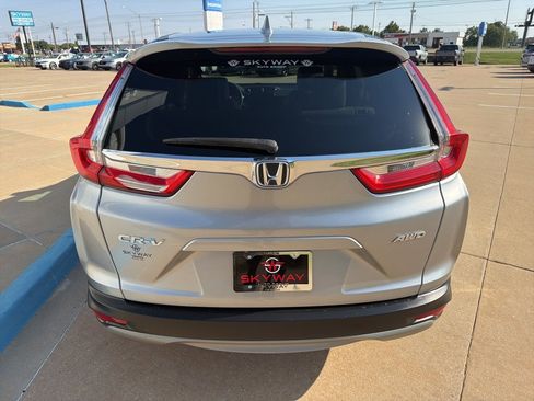 Used 2017 Honda CR-V EX image 16