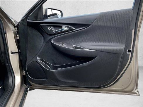 Used 2023 Chevrolet Malibu LT FWD image 19