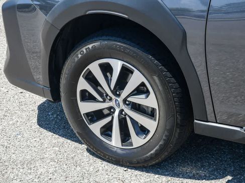 Used 2023 Subaru Outback Premium AWD/4WD image 10