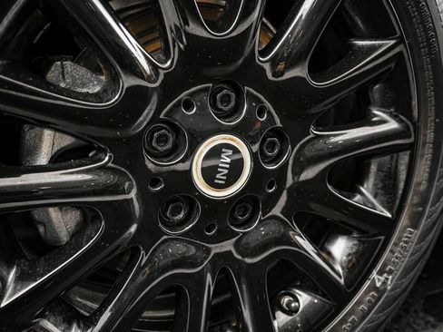 Used 2023 MINI Cooper SE image 8