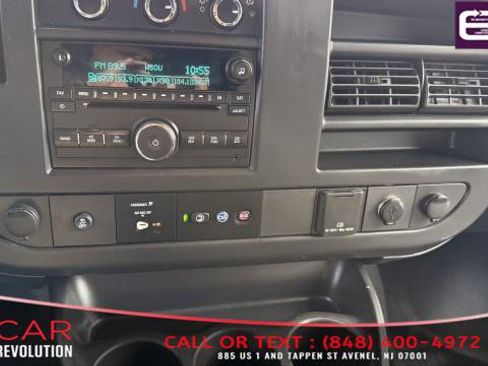 Used 2017 Chevrolet Express 2500 image 30