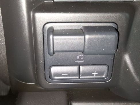 Used 2021 Chevrolet Silverado 1500 RST w/ Convenience Package II image 34