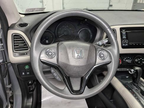 Used 2019 Honda HR-V LX image 29
