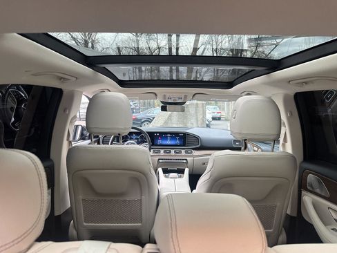 Used 2024 Mercedes-Benz GLE 350 4MATIC w/ AMG Line Exterior image 6