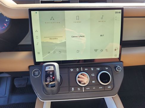 New 2026 Land Rover Defender 110 S AWD/4WD image 15