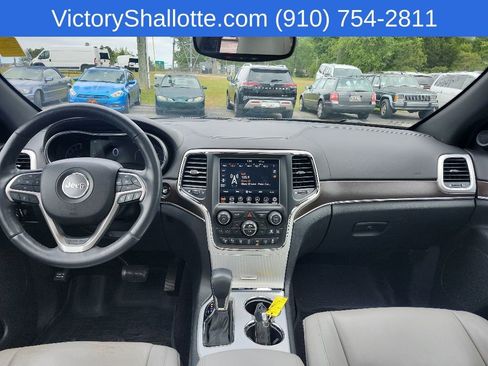 Certified 2018 Jeep Grand Cherokee Limited RWD image 3