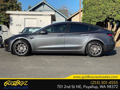 Used 2021 Tesla Model 3 Standard Range Plus RWD image 7