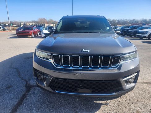 New 2025 Jeep Grand Cherokee Laredo X w/ Luxury Tech Group I image 7