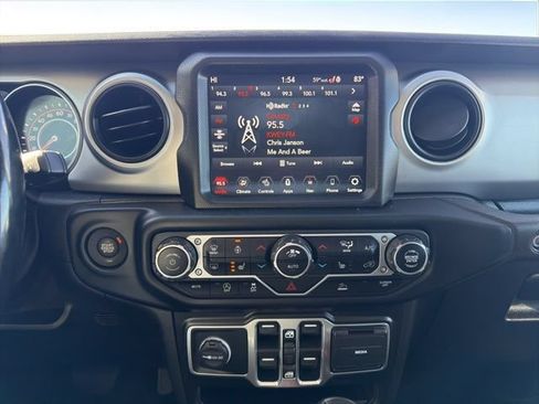 Used 2021 Jeep Gladiator Sport w/ Quick Order Package 24Q 80Th AWD/4WD image 17
