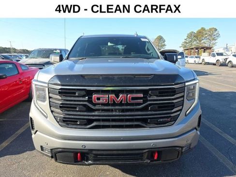 Used 2025 GMC Sierra 1500 AT4 image 12