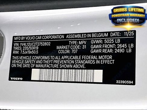 New 2026 Volvo XC40 B5 Plus w/ Protection Package Premier AWD/4WD image 32