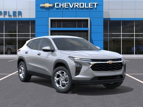 New 2026 Chevrolet Trax LS FWD image 7