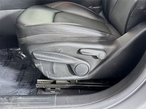 Used 2022 Jeep Compass Latitude FWD image 20