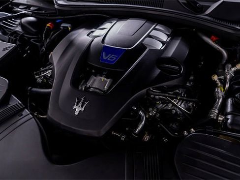 Used 2022 Maserati Ghibli Modena image 60