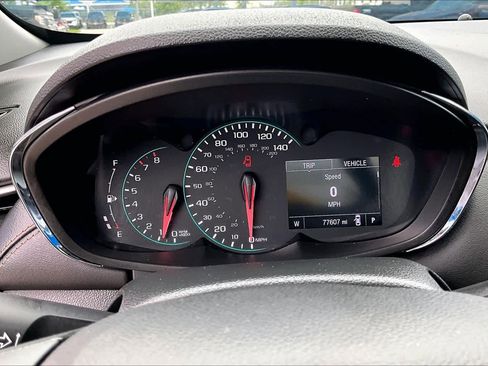 Used 2020 Chevrolet Trax LT w/ LT Convenience Package AWD/4WD image 26