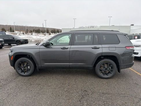 New 2026 Jeep Grand Cherokee L 4WD image 6