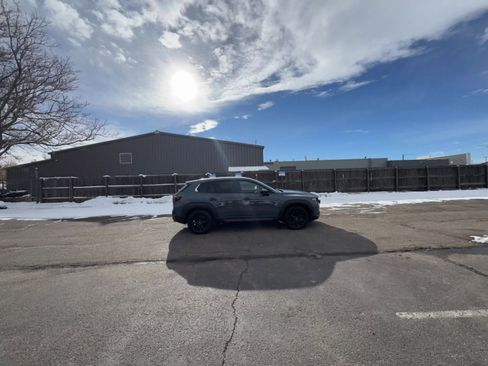 Used 2025 MAZDA CX-50 AWD 2.5 S w/ Select Package image 8