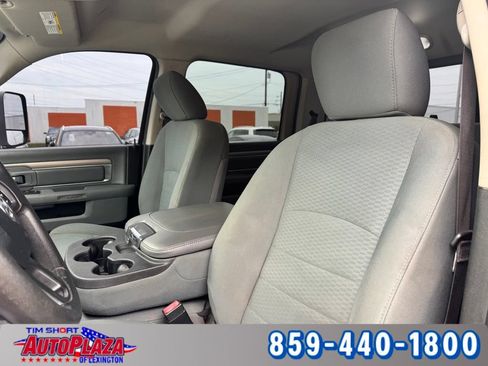 Used 2017 RAM 2500 SLT AWD/4WD image 35