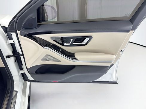 Certified 2022 Mercedes-Benz S 580 4MATIC Sedan image 26