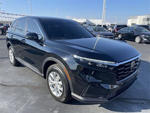 Used 2023 Honda CR-V LX image 7