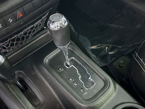 Used 2017 Jeep Wrangler Unlimited Sport w/ Connectivity Group image 20