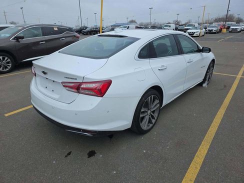 Used 2021 Chevrolet Malibu Premier image 3