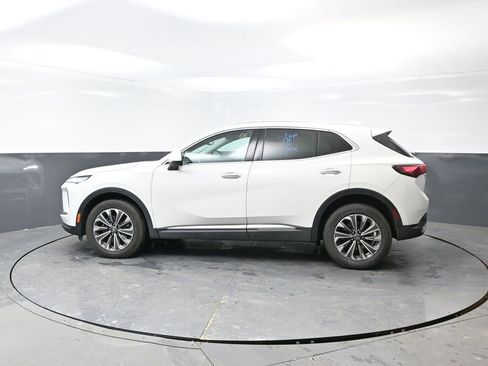 Used 2024 Buick Envision Preferred image 11