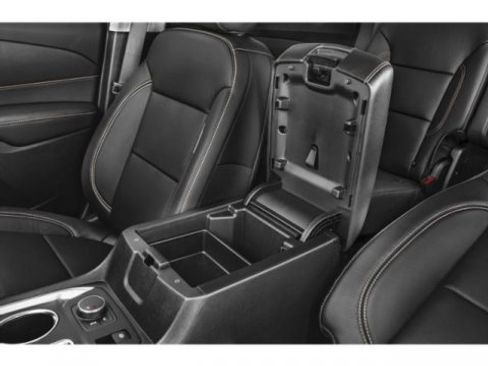Used 2021 Chevrolet Traverse RS image 17