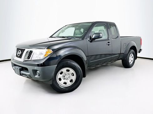 Used 2021 Nissan Frontier S AWD/4WD image 1