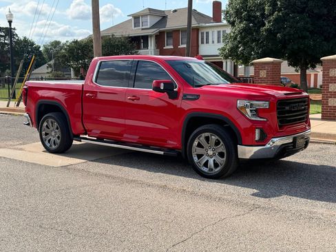 Used 2019 GMC Sierra 1500 SLT w/ SLT Premium Plus Package AWD/4WD image 2