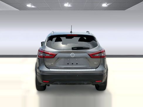 Used 2021 Nissan Rogue Sport SV w/ Technology Package FWD image 10