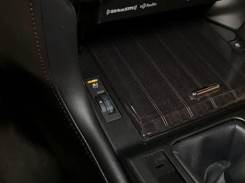 Certified 2022 Lexus GX 460 Luxury w/ Sport Design Package AWD/4WD image 29