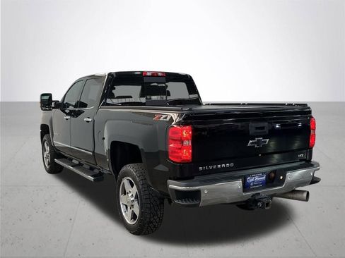 Used 2019 Chevrolet Silverado 2500 LTZ w/ Duramax Plus Package image 12