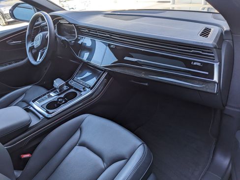 Certified 2025 Audi Q8 Premium Plus w/ Premium Plus Package image 32