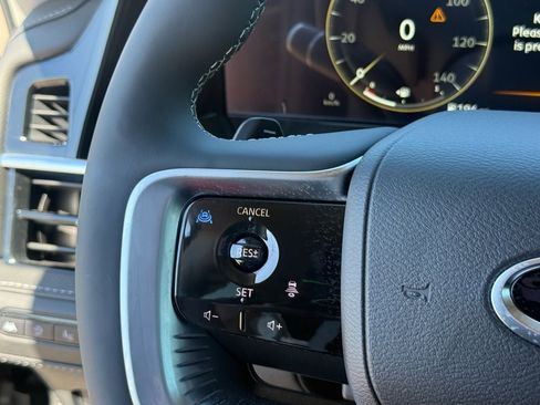 New 2026 INFINITI QX80 Luxe image 14