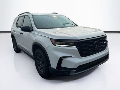 Used 2025 Honda Pilot TrailSport
