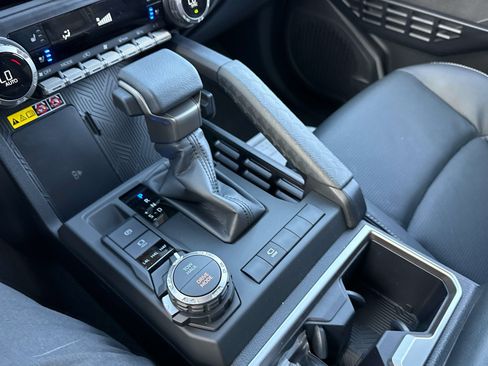 New 2026 Toyota 4Runner Limited AWD/4WD image 17