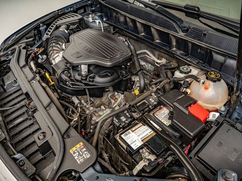 Used 2019 Cadillac XT5 Luxury image 40