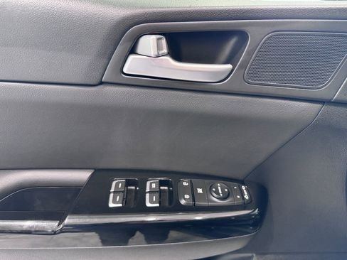 Used 2022 Kia Sportage EX image 25