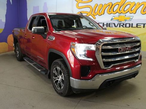 Used 2021 GMC Sierra 1500 SLE w/ X31 Off-Road Package AWD/4WD image 4