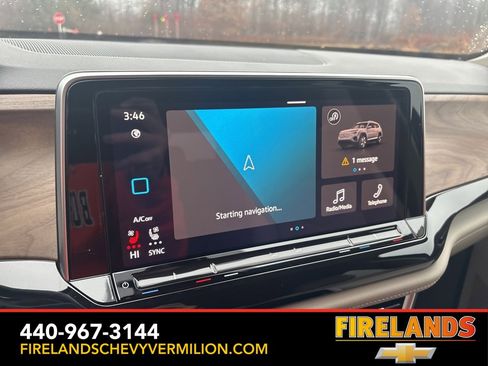 Used 2025 Volkswagen Atlas SE image 3