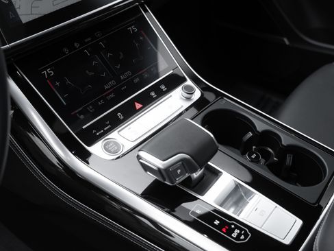 Certified 2025 Audi Q7 3.0T Premium Plus w/ Premium Plus Package image 18